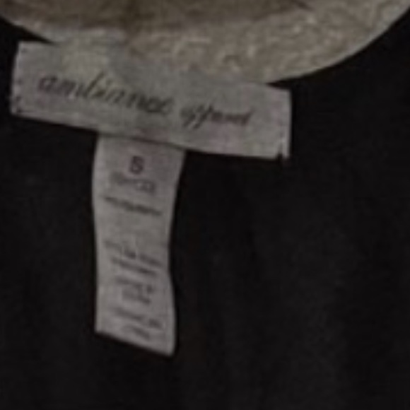 Black shear top - Picture 4 of 5